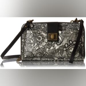 Sakroots Artist Circle Black & White Wallet/Clutch With Wristlet